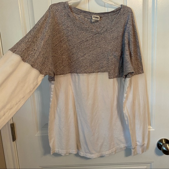 VS Pink L/S T-Shirt - Picture 2 of 6